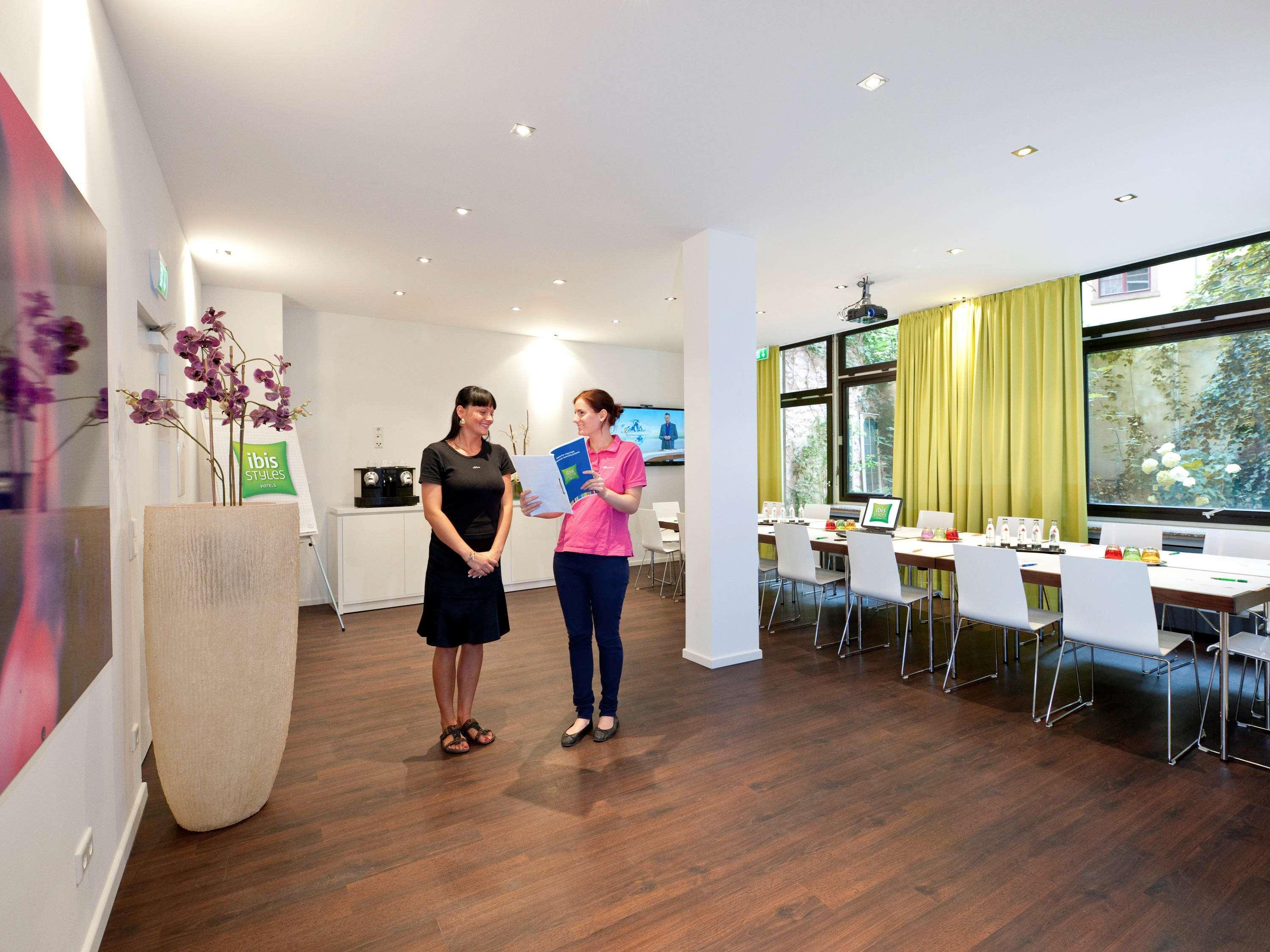 Ibis Styles Frankfurt City Fráncfort del Meno Exterior foto